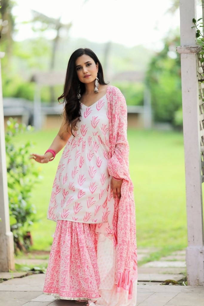 Pakistani Party Wear Gharara | Party Wear Outfit - Classy Corner